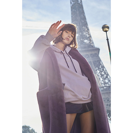 春を呼び込む、大人の「フワモコ」ジレ。