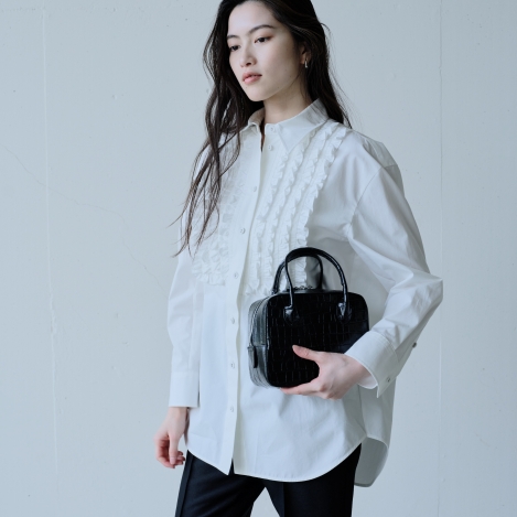 迷った日の正解、シャツ。