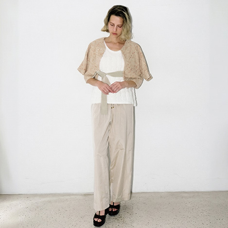 【Relaxed pants】現代の女性に寄り添う、上質なリラックスパンツ