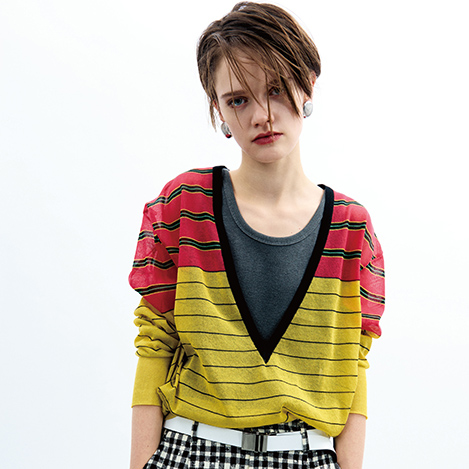 【Sheer knit】軽やかに映えるシアーニットトップス