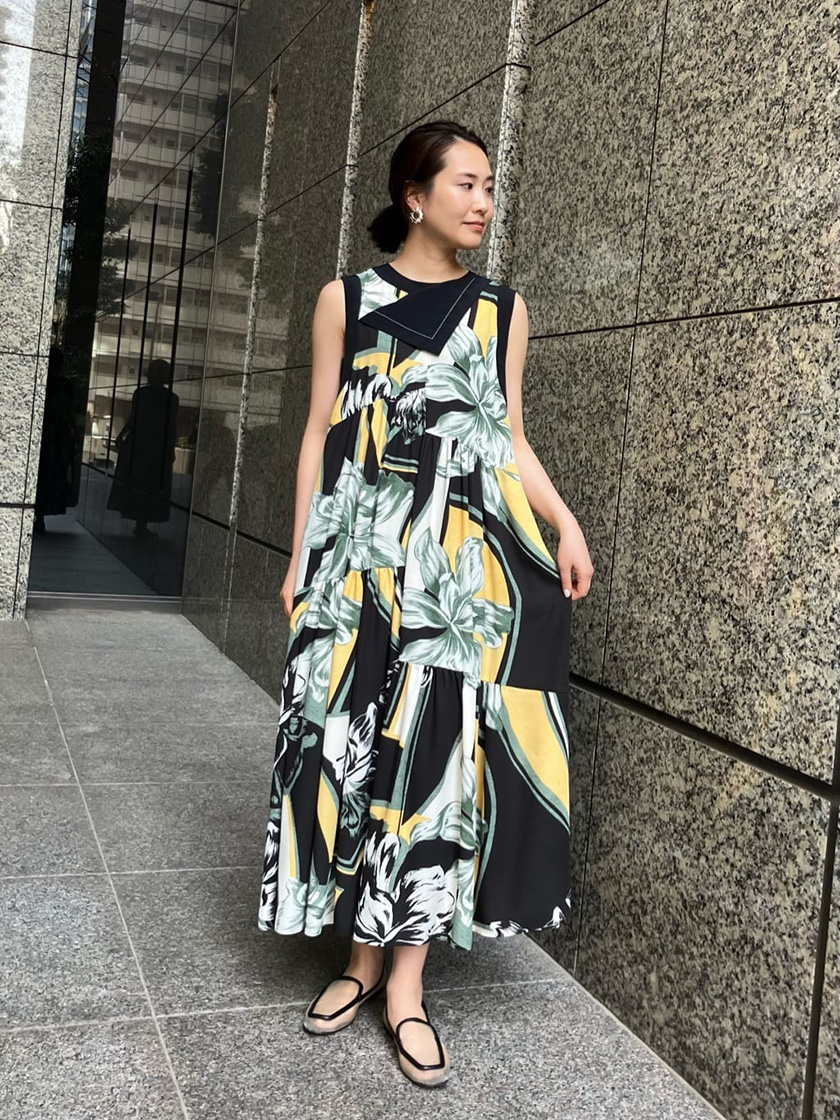 「アドーア」初夏を纏う、洗練ワンピース