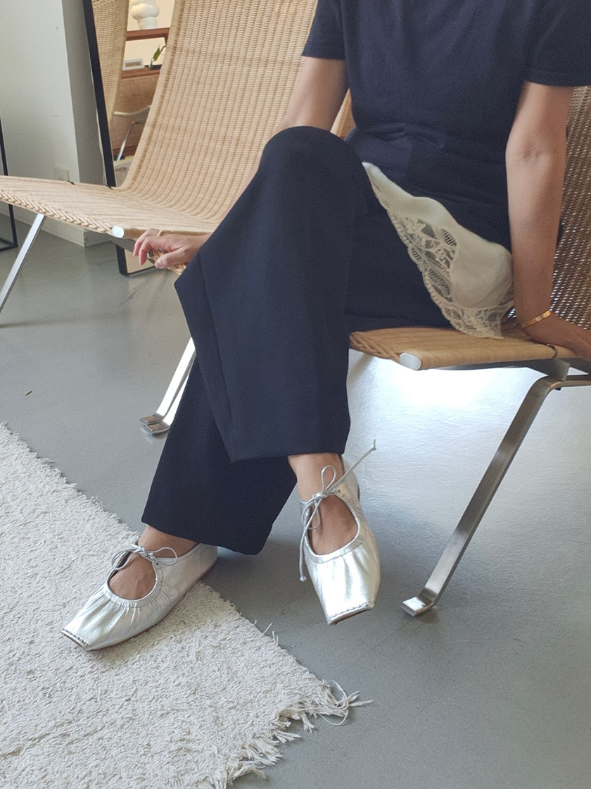 シーズンレスに楽しむ、秋冬の新作フラットシューズ