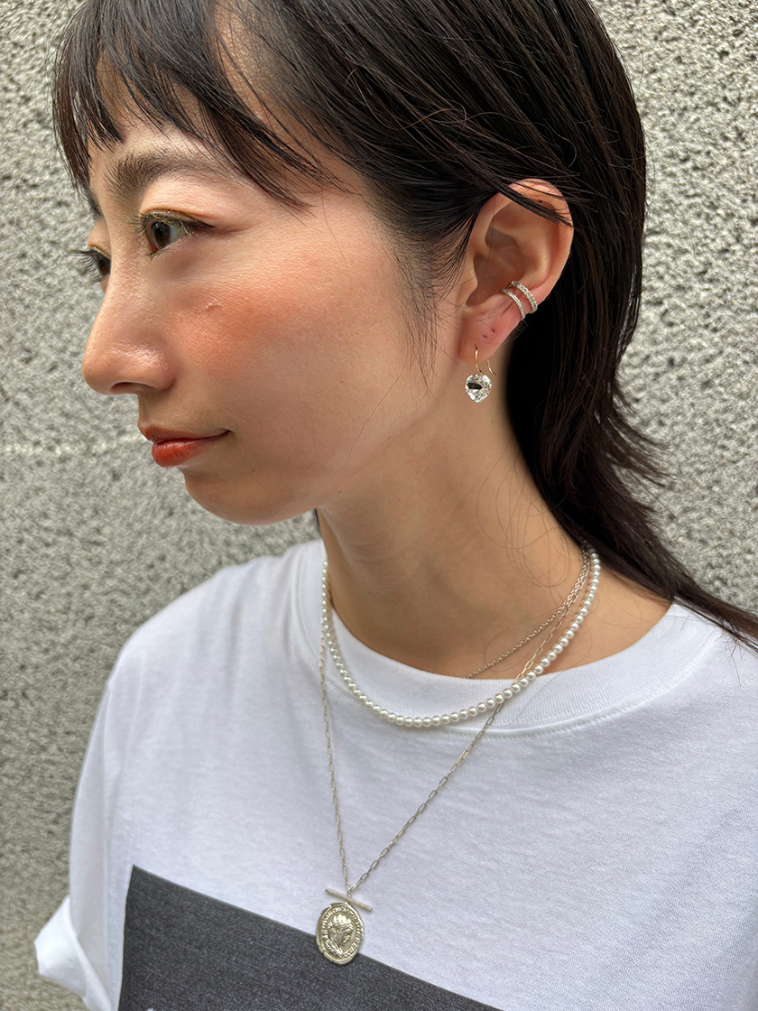 「マリュス」で叶える、涼やかなジュエリーコーデ