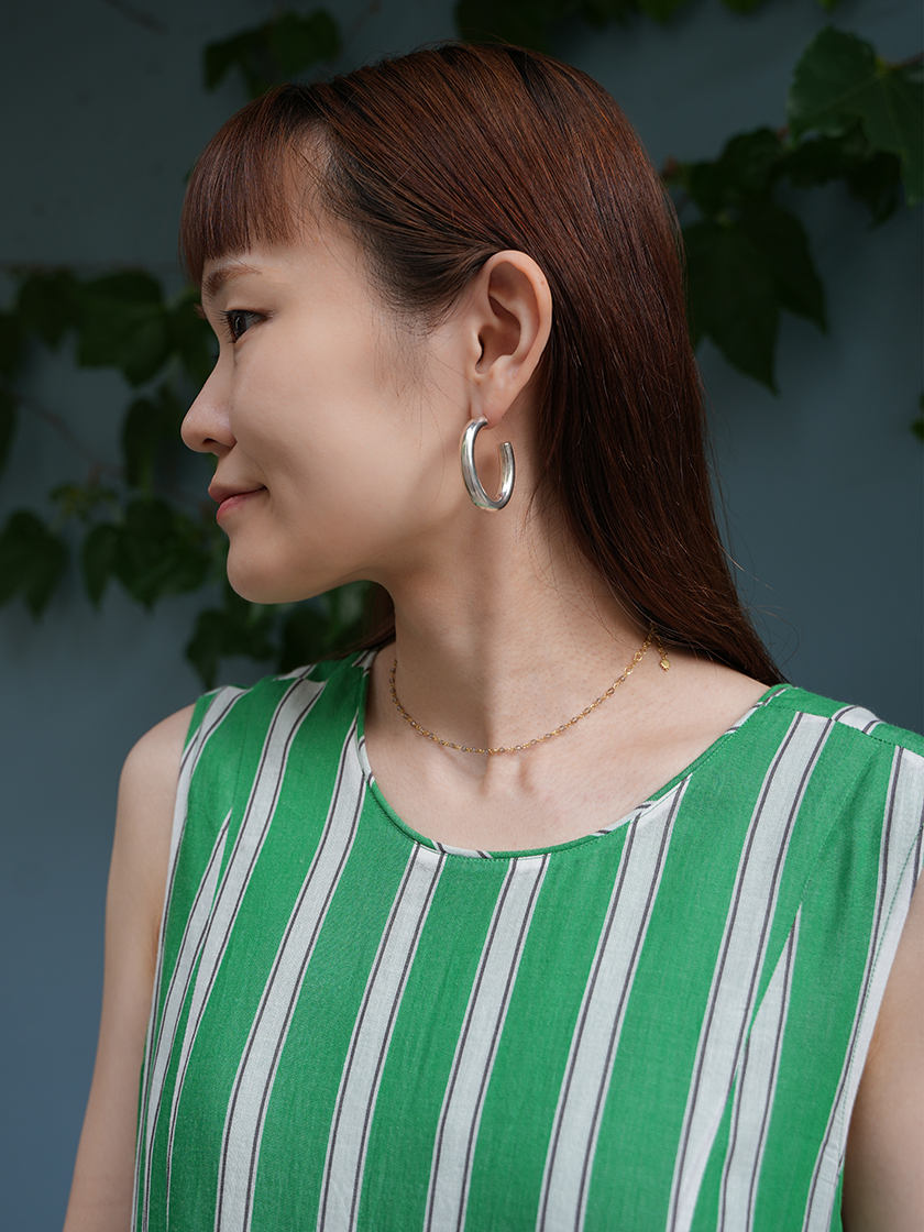 夏の装いを支える「ウパラ」のジュエリーコレクション