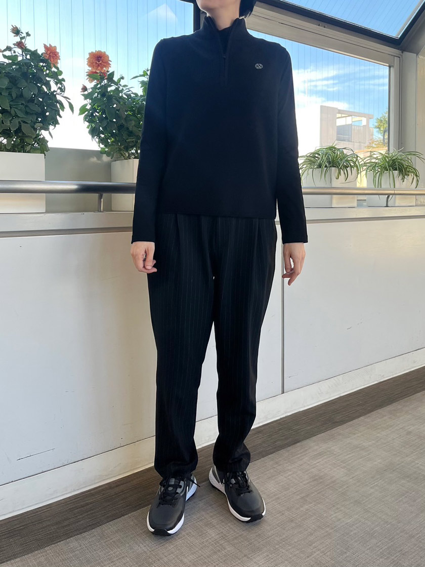 上質なニットベストで差をつける大人のゴルフスタイル