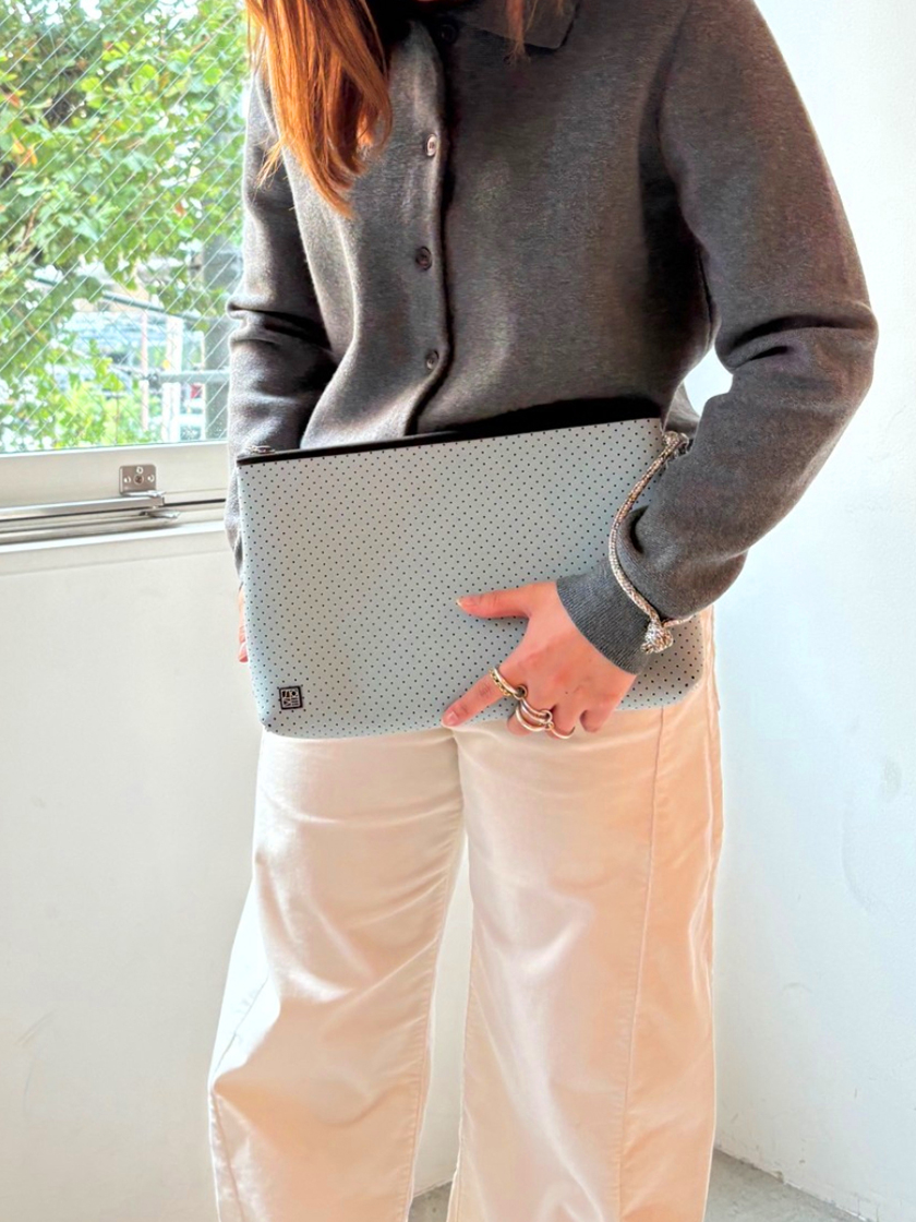 まさしく毎日使える“エブリデイ ポーチ”