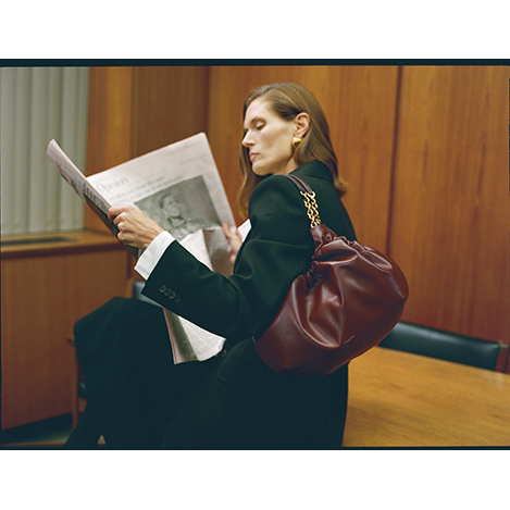 毎日を支える美しくタフなバッグ。「デメリエー ロンドン」のNEWコレクションに注目