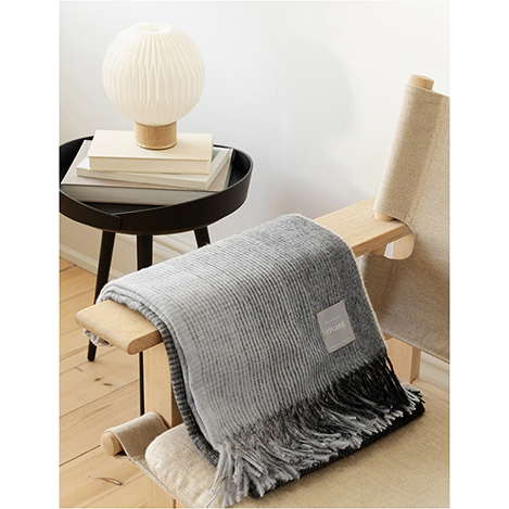 寒い日の贅沢！ 身も心もとろける上質ブランケット