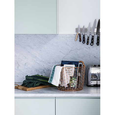 「見せたくなる」収納アイデア。絵になるインテリアで部屋を整えて