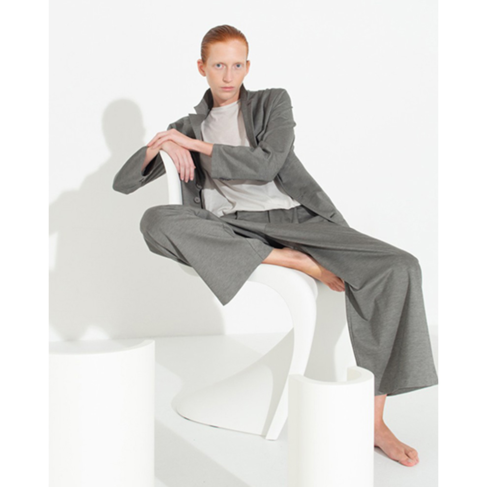 大人のこなれ感と機能性。心地よくモードを楽しむ「コグ ザ ビッグスモーク」の新作