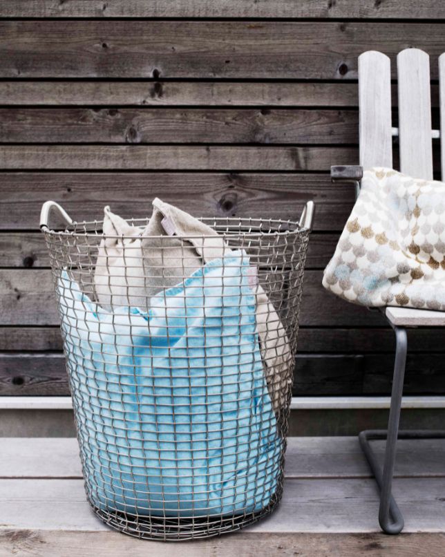 KORBO - 機能的でタイムレスなデザイン。置くだけで絵になる「コルボ」のワイヤー・バスケット