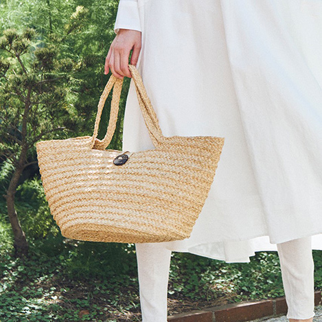 暑い夏を涼やかにコーディネート