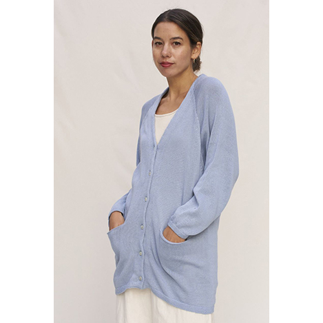 シーズンレスで活躍するオーガニックコットンの「羽織り」アイテム