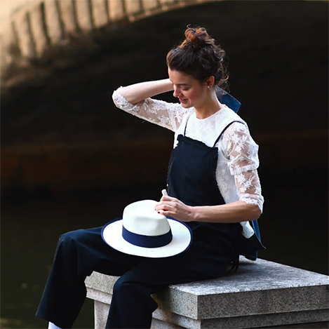 「ビリティス」名品の着こなしをレクチャー