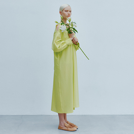 表情感豊かなADOREの春アイテム