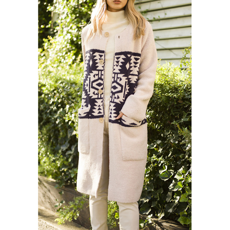 今の季節にぴったり！ リンクコーデしたい主役カーディガン