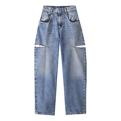 「メゾン マルジェラ」のスラッシュディテールデニムパンツに注目!