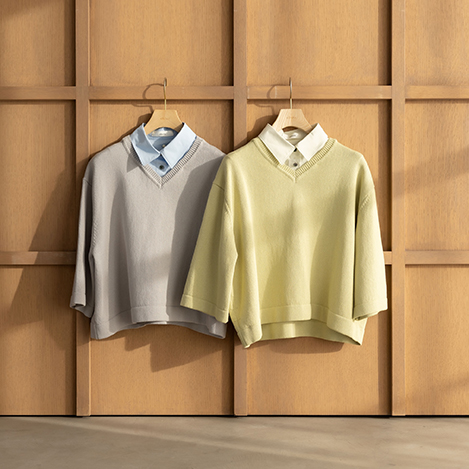 「エブール」の春ニットでベーシックを更新!