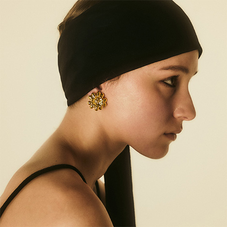 ゴールドが導く「イリスフォーセブンの表情美」