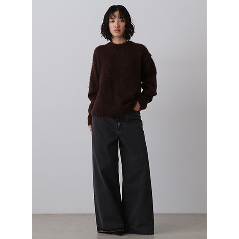 1枚で洗練された印象―「イレーヴ」のプルオーバー