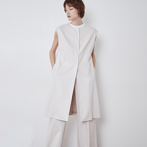 < NEW ARRIVAL >クリーンかつモダンに仕立てた「ル フィル」らしいセットアップ