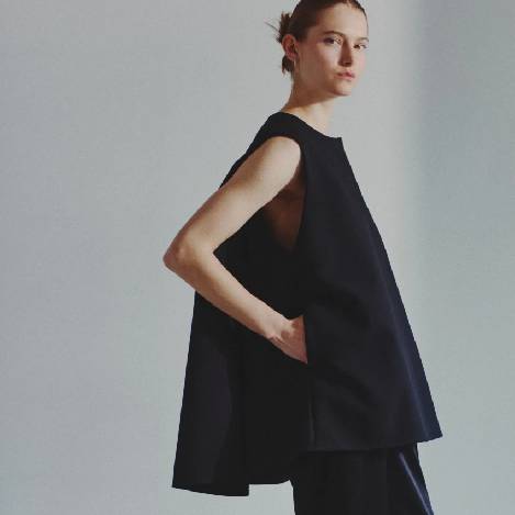 <PICK UP>季節の変わり目に重宝するシーズンレスなジレ