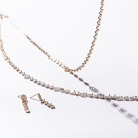 「カオル」のデザイン美を体感できるコレクション