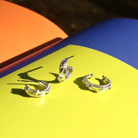 「カオル」の新作:日常に輝きを添えるアクセント