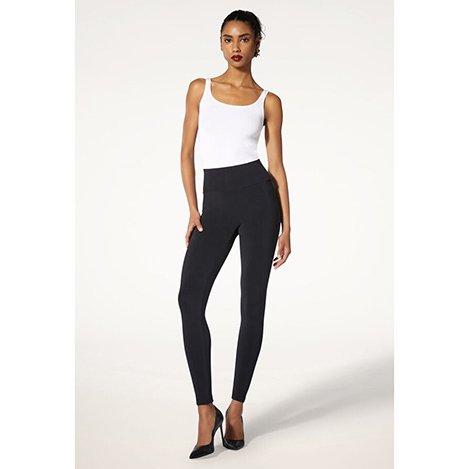 「ウォルフォード」のアクティブウェアをハント!