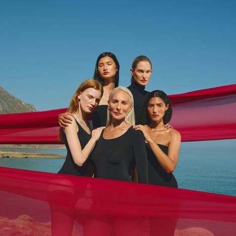 75周年を迎えた「ウォルフォード」の人気タイツ