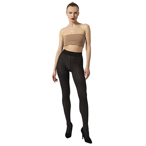 いまが買い! 「ウォルフォード」の上質タイツ