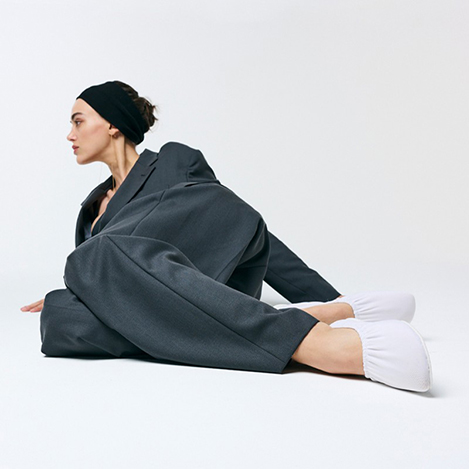 雨の日も妥協しない、大人のためのレイン対応シューズ