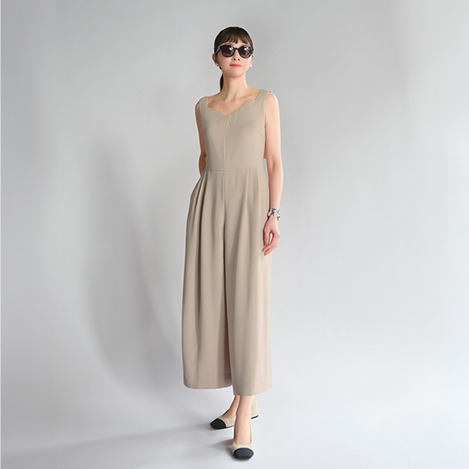 年末年始のお出かけにも、デイリーにも華やかさと快適さを両立した新作