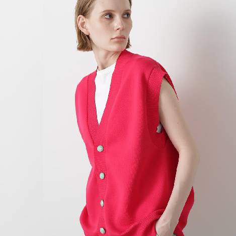 <PICK UP>毎年人気のメタルボタンニットシリーズ