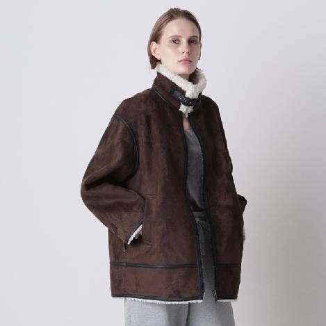 <PICK UP>日常にスパイスを与えるフェイクムートンジャケット