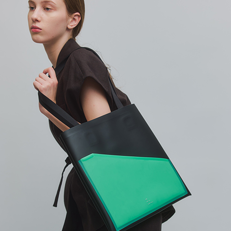 人気のPAPERバッグシリーズにNewモデルが仲間入り