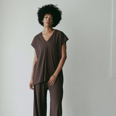 夏に映える、深みカラー