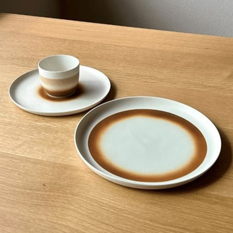 「2016/」のプレート&カップで寒い季節を心地よく過ごす