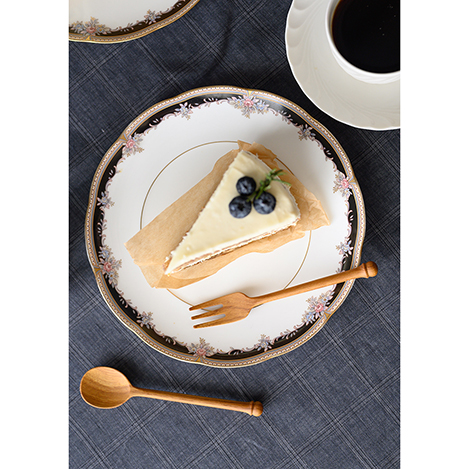 ほっとする木のテーブルアイテム。「チャバツリー」の新商品をチェック!