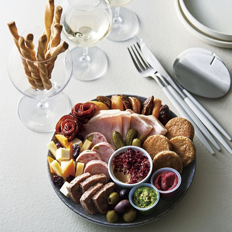 母の日のお祝いに! 「ア・ターブル! エピスリー・フィン」限定のアペロボックス