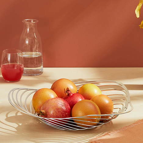 食卓にアートを飾る。「アレッシ」のワンランク上のテーブルウェア&バスケット