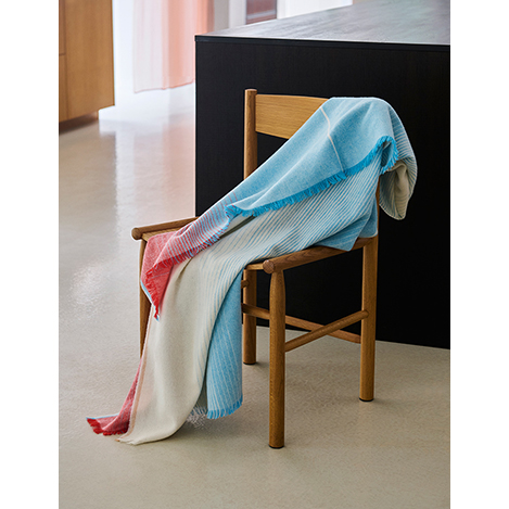 色が溶け合う美しさ。「エルヴァン デンマーク」の特別なテキスタイル